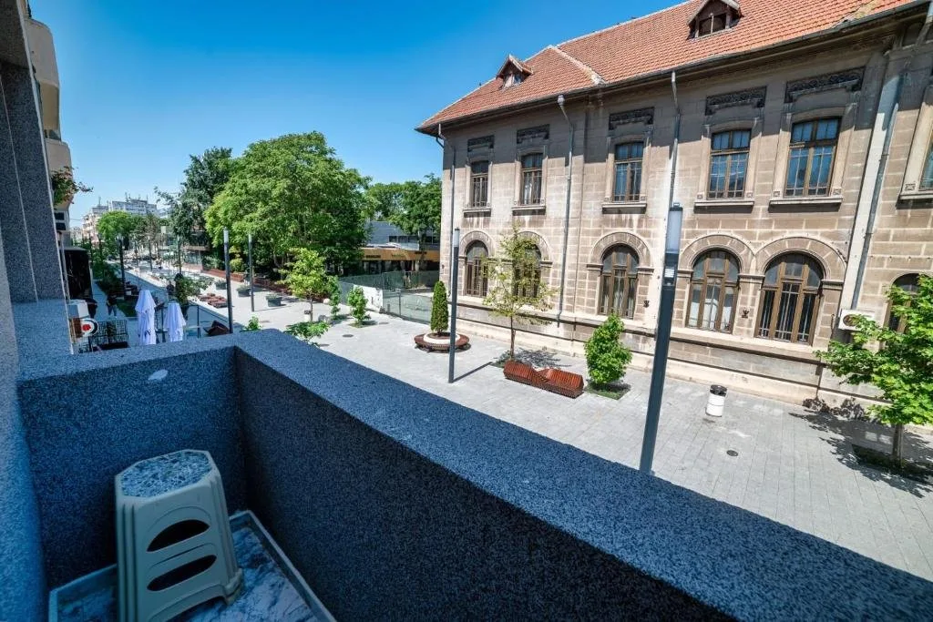 Apartament cu două camere — Răsărit la Mare, Constanța, Constanța
