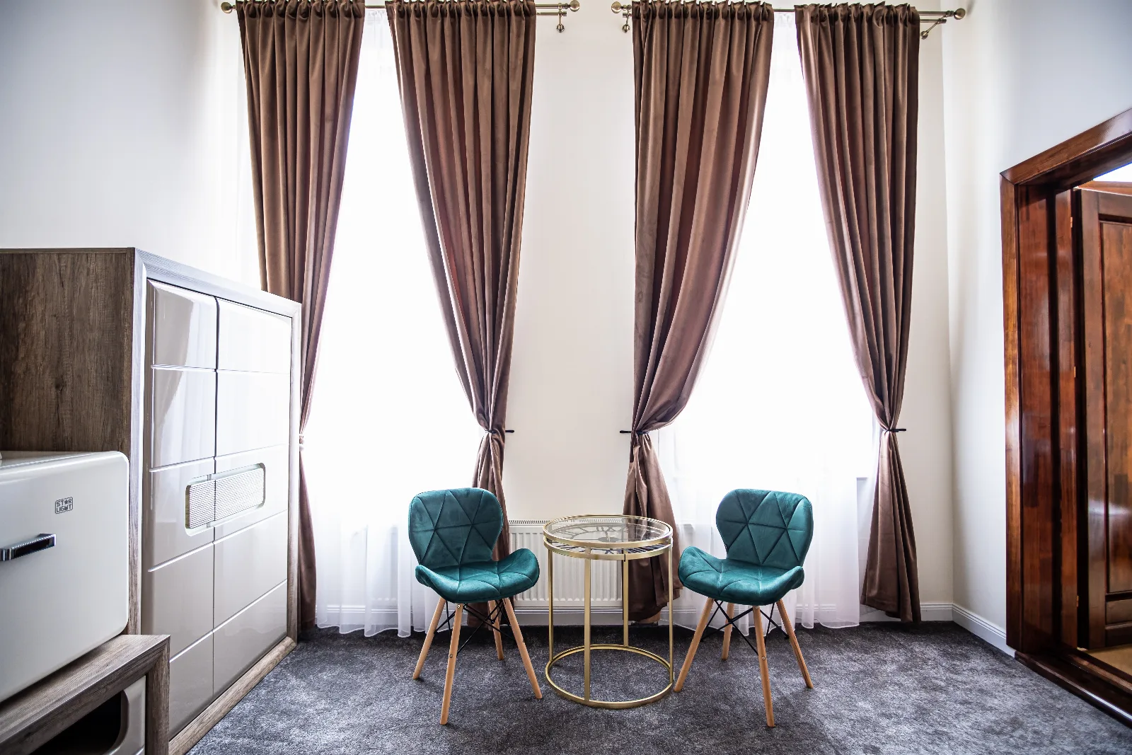 Studio Deluxe — The Nest, Baia Mare, Maramureș