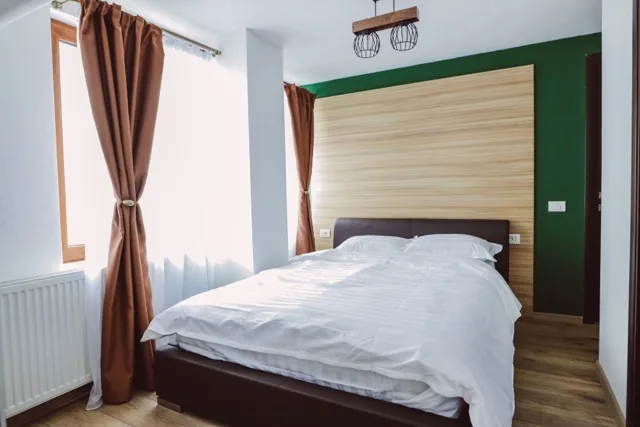Camera Dublă Matrimonială — Altitude Guest House, Rânca, Gorj