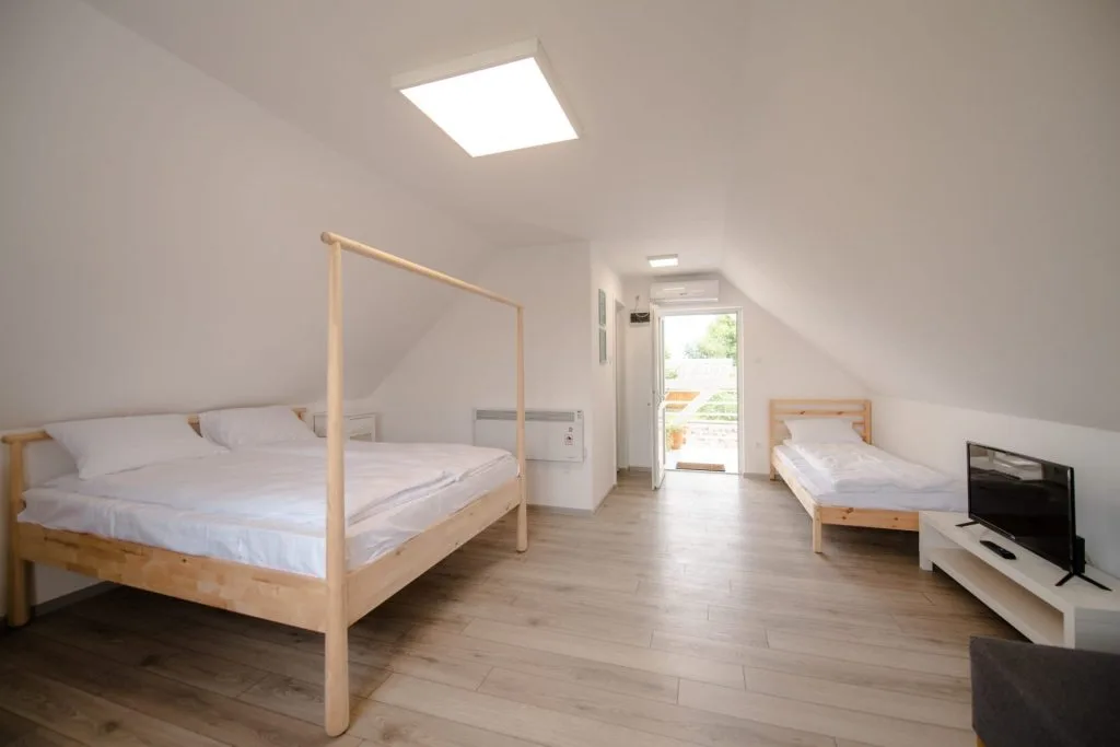 Apartament cu 2 camere — Pixel Guesthouse, Târgu Secuiesc, Covasna