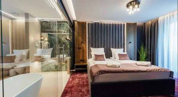 Dubla Deluxe — Salt Lake, Sovata, Mureș