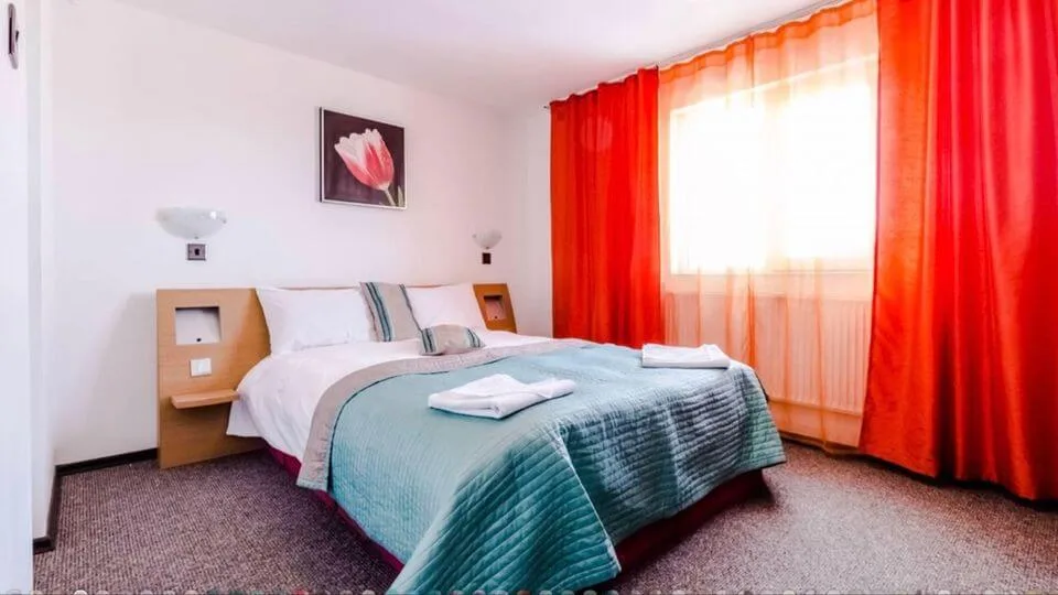 Camera Dubla / Twin Economy — Orizont, Lupeni, Hunedoara