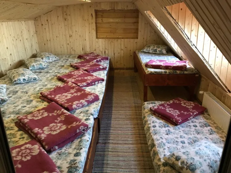 Sebuș de Sus — Cabana Suru, Racovița, Sibiu