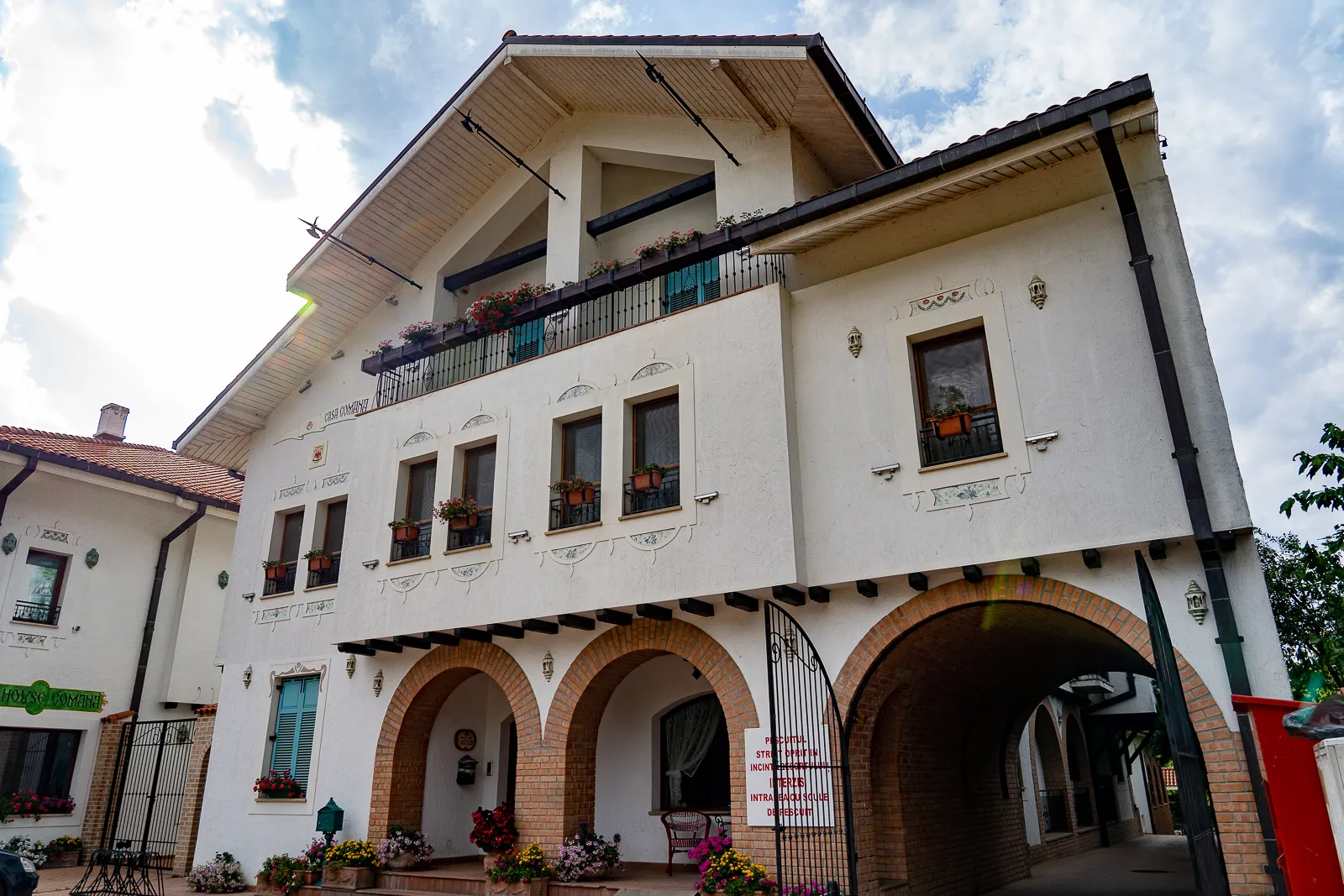 Casa Comana