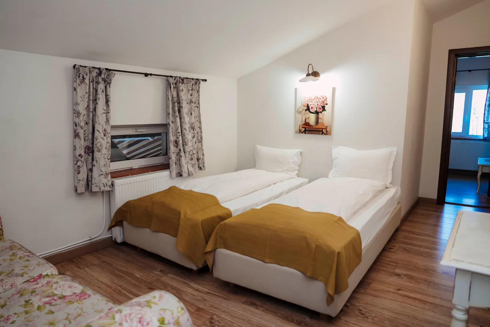 APARTAMENT — Piazzetta, Bacău, Bacău