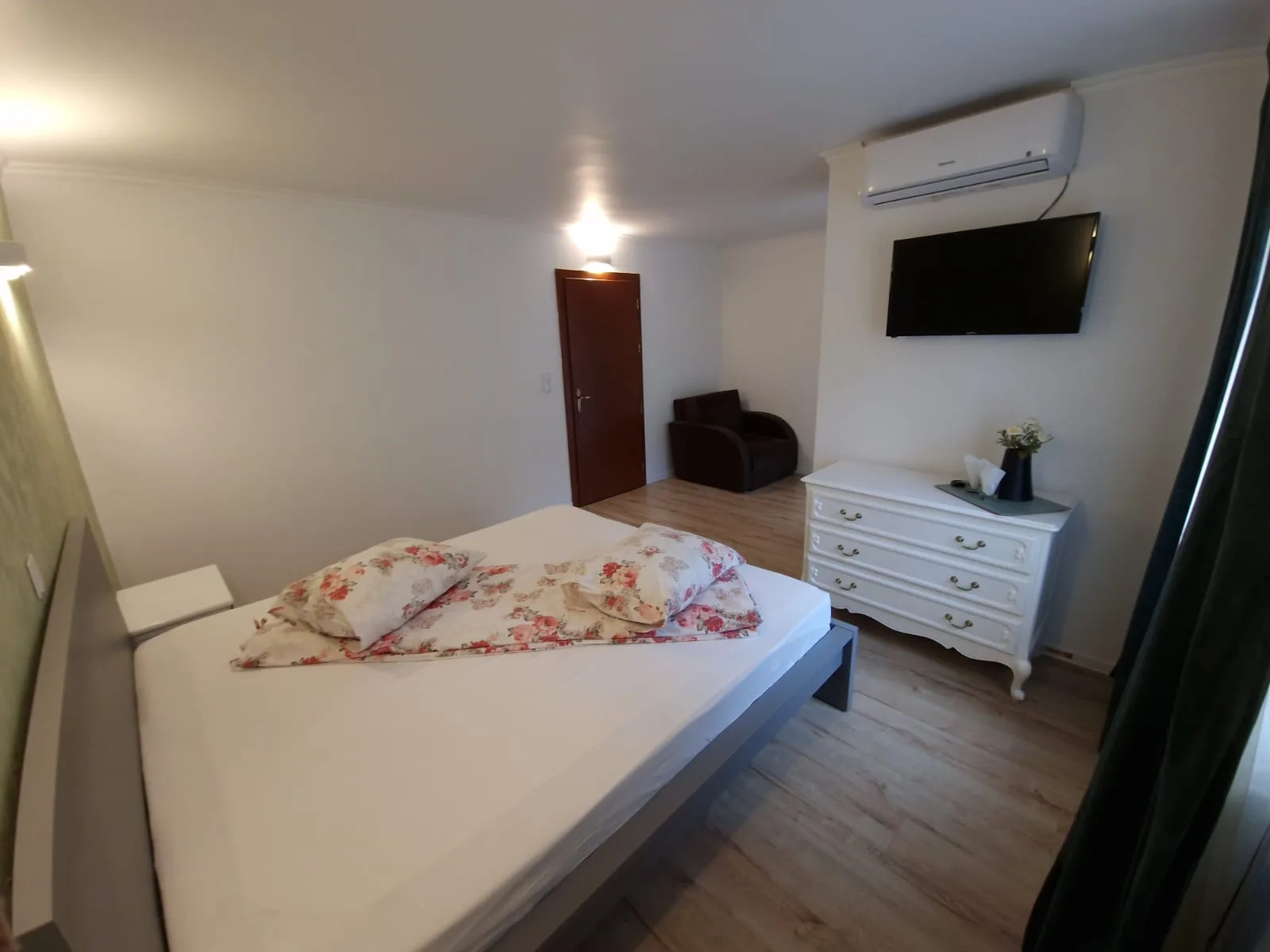 Apartament — Magic, Băile Herculane, Caraș-Severin