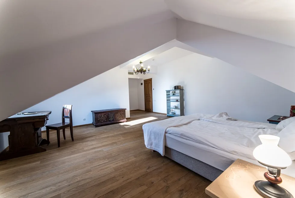 Camera 5 – Samuel von Brukenthal — Casa Kraus, Bunești, Brașov