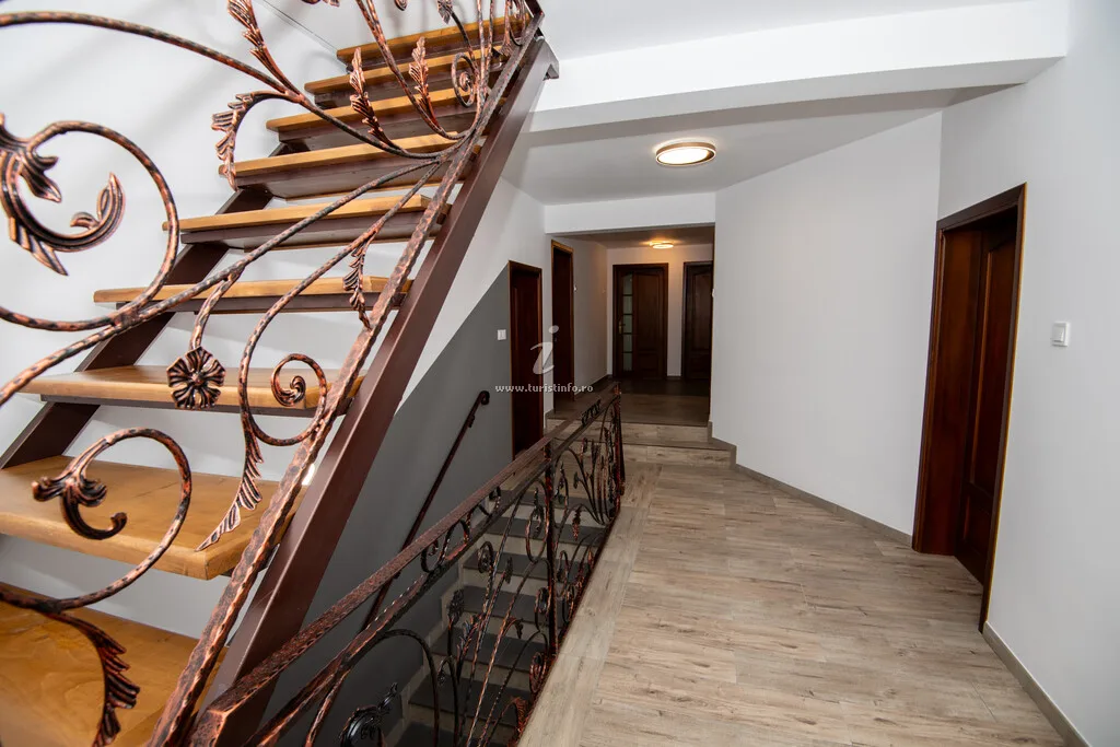 Casa Teona