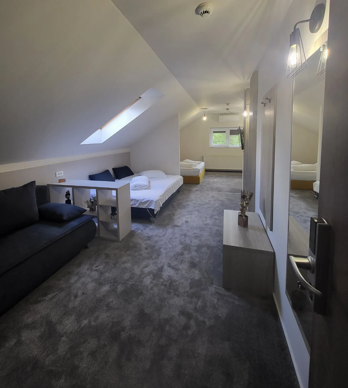 Cameră mare de familie — XO Residence, Arad, Arad