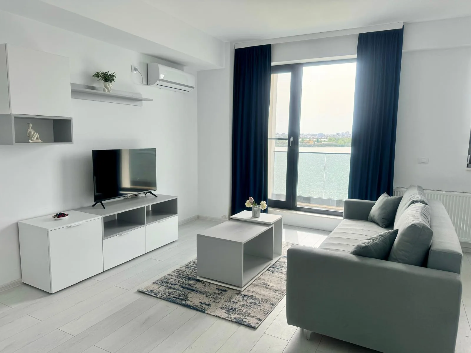 Sara Cazino Solid Residence Mamaia