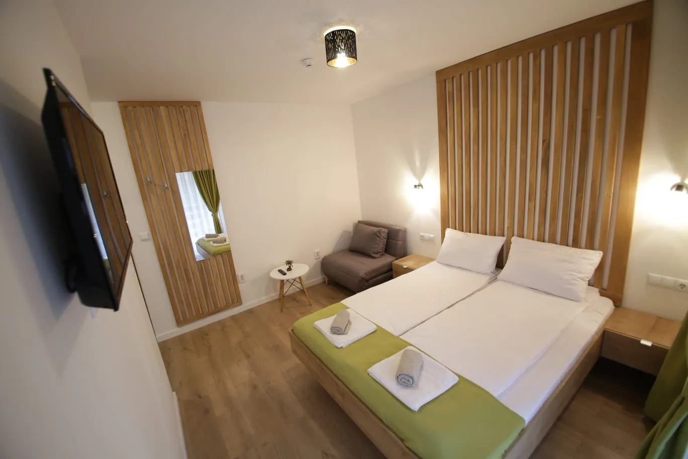 Standard Double Room – vedere la munte — Pensiunea AN de AN, Remeți, Bihor