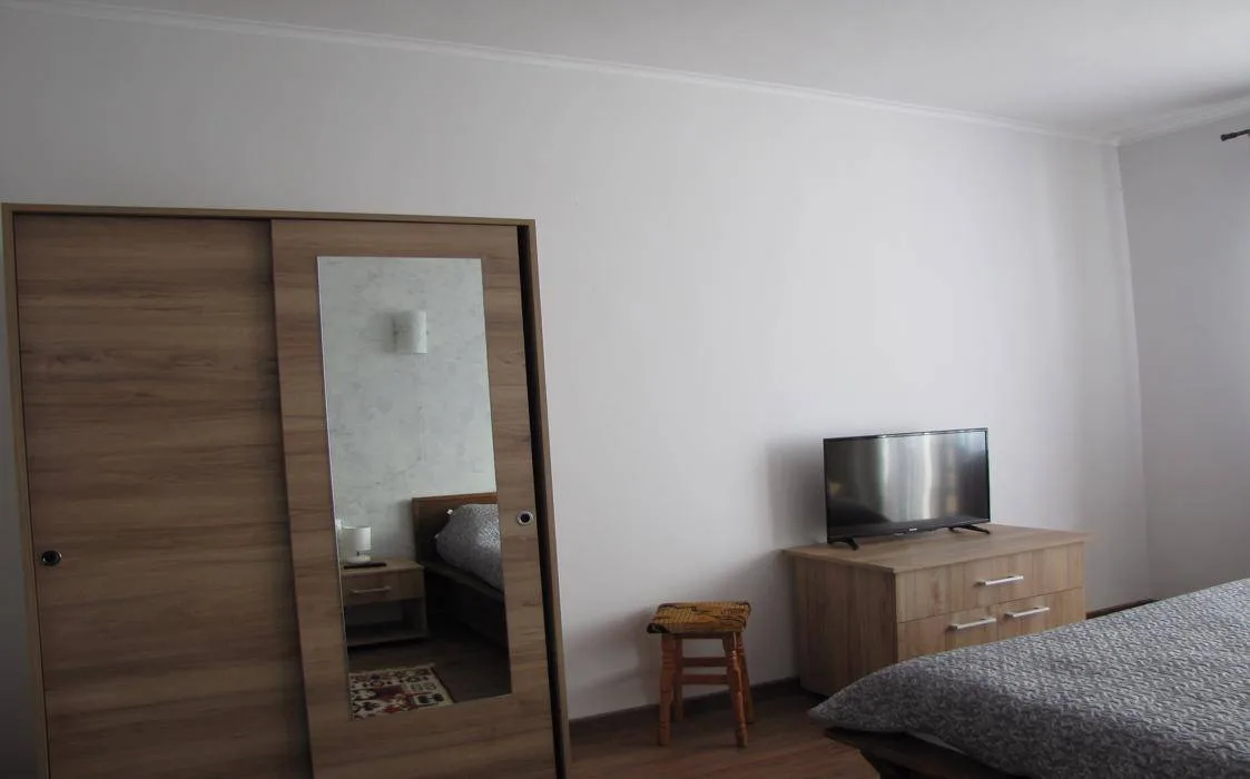 Cameră triplă family cu baie privată — Maris, Feleacu, Cluj