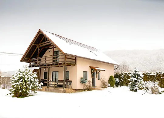 Casa cu 5 camere — Fenyes, Eremitu, Mureș
