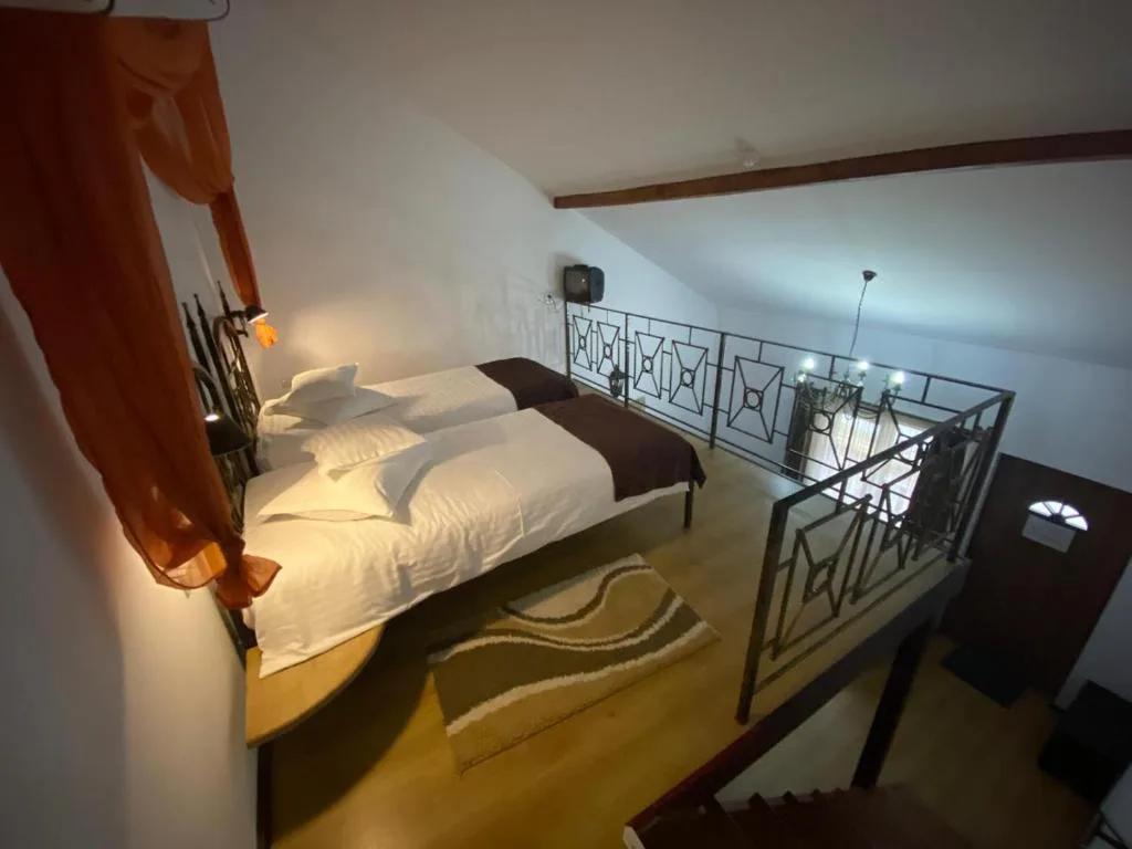 Camera triplă — Hanul Fullton, Cluj-Napoca, Cluj
