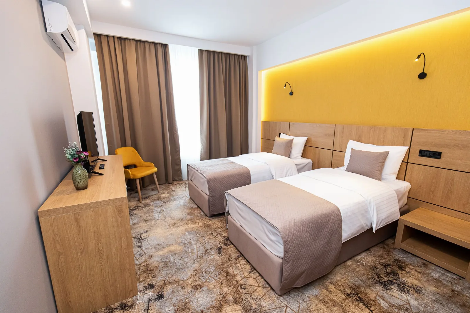 Cameră Twin Standard — Grand View Hotel and Suites, Iași, Iași