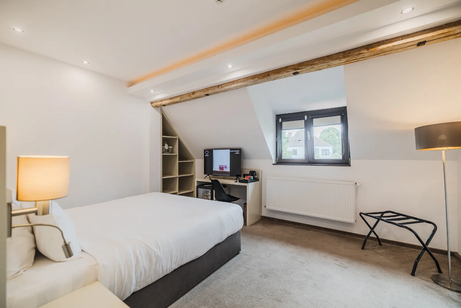 Standard Double Room — Republique, Sibiu, Sibiu