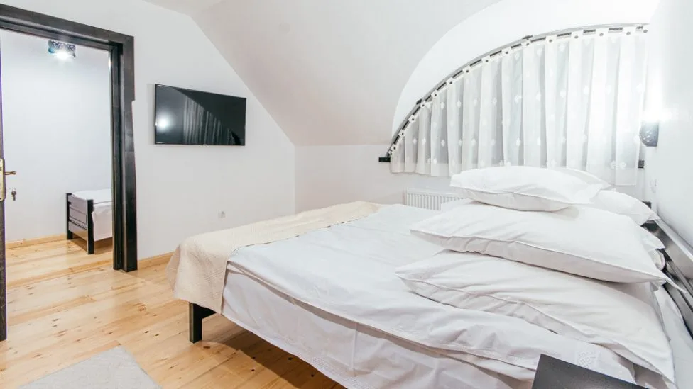 triplă — La Moară, Fundu Moldovei, Suceava