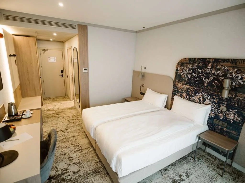 Superior room with 2 single beds — Mercure Sibiu Arsenal, Sibiu, Sibiu