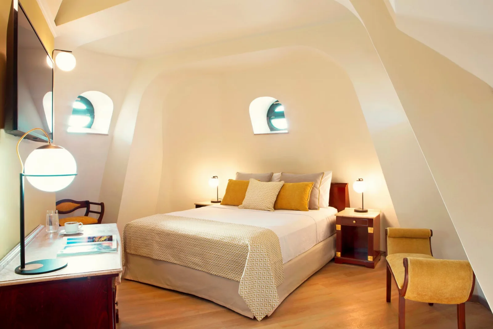 Executive Double Room — ZEUS Essence Bucharest Venezia, București, București