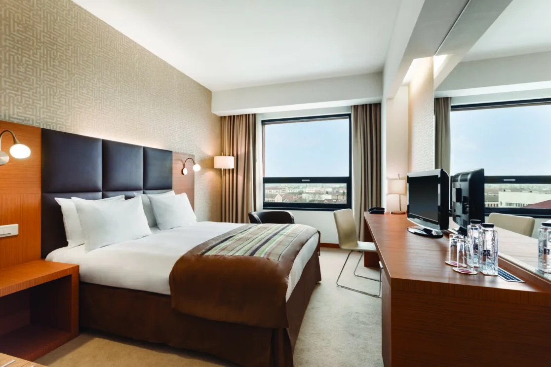 Camera Deluxe — Ramada, Oradea, Bihor