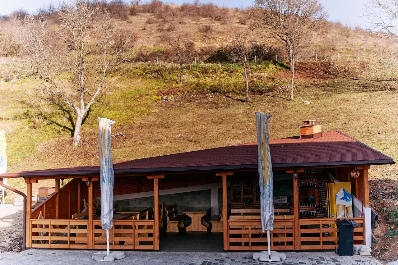 Casa din Lazuri