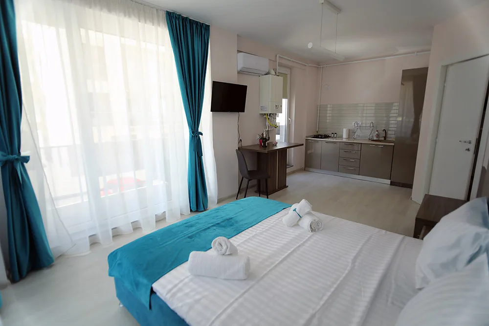 Apartament de 2 camere (4 persoane) cu chicinetă — Sammos Resort, Mamaia Nord, Constanța