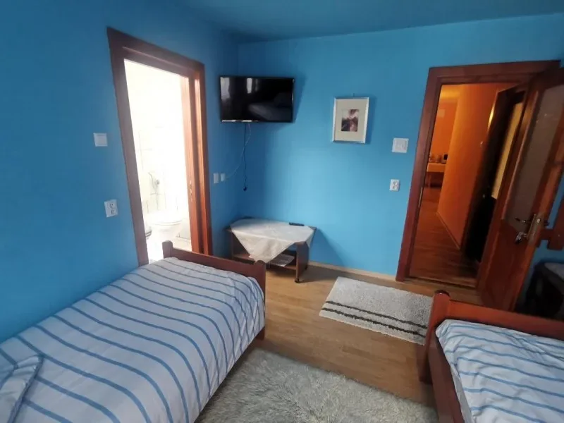 4 fős szoba — Virághibolya Vendégház, Tușnad, Harghita