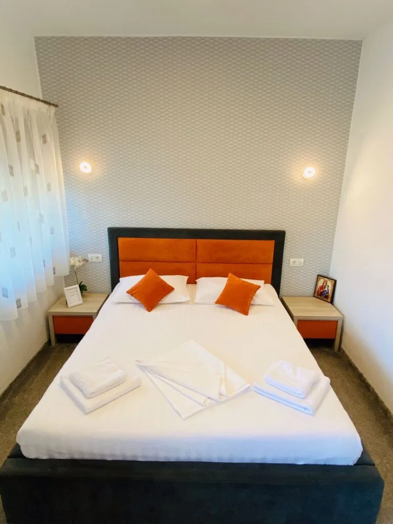 Cameră deluxe 1 — Orange House Constanța, Constanța, Constanța