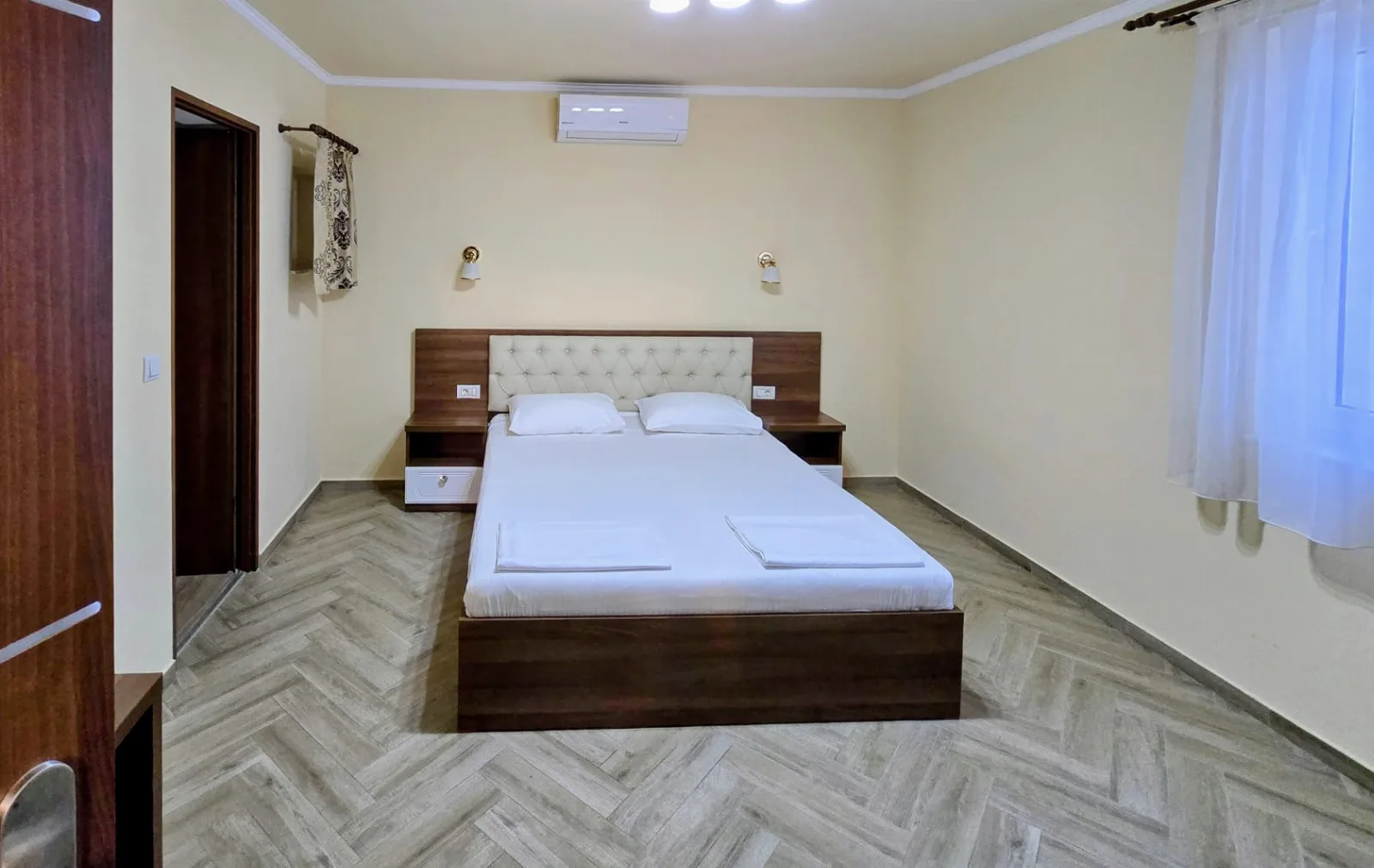 Camera nr. 1 — Vila Camelia Felix, Băile Felix, Bihor