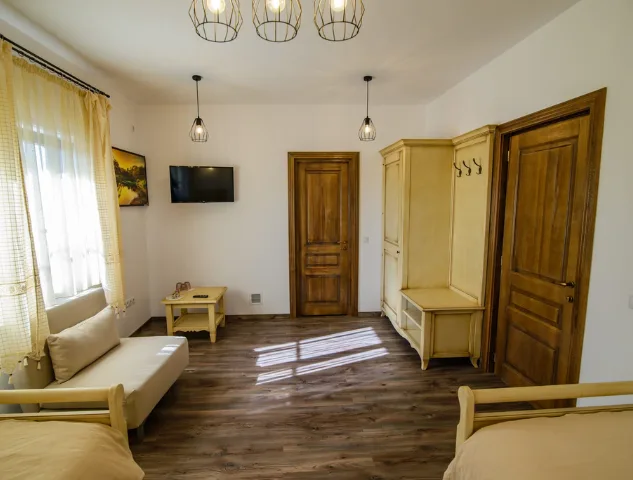 Căsuța Soare — Livada Bunicului, Stănești, Argeș