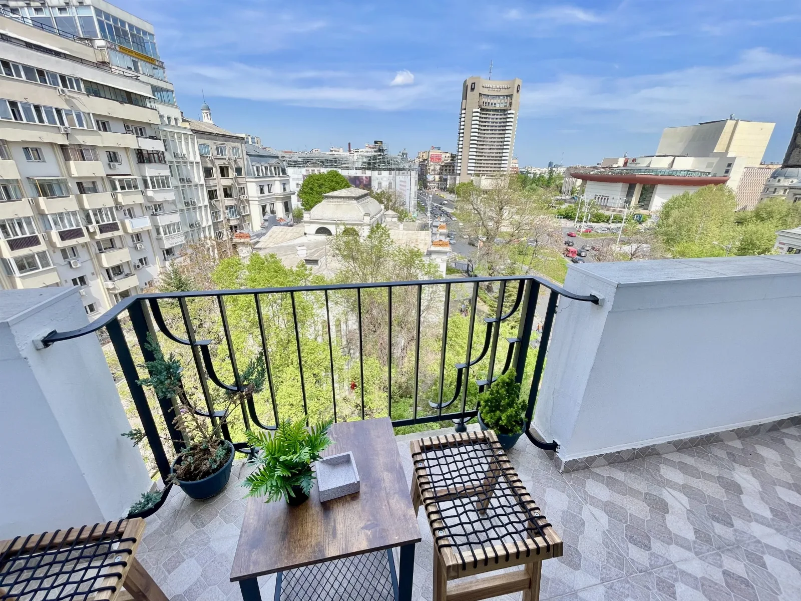 Metropole  Apartments