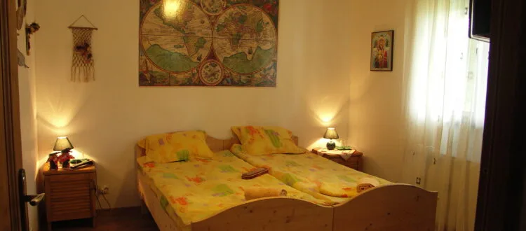 Camera “Flori de Nuc” — Casuta din Luncă, Racovița, Gorj