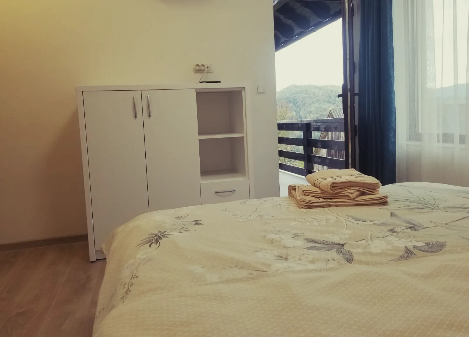 Camere — Acvila Apusenilor, Tomuțești, Alba