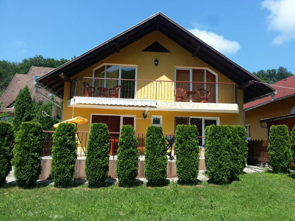 Casa Brad