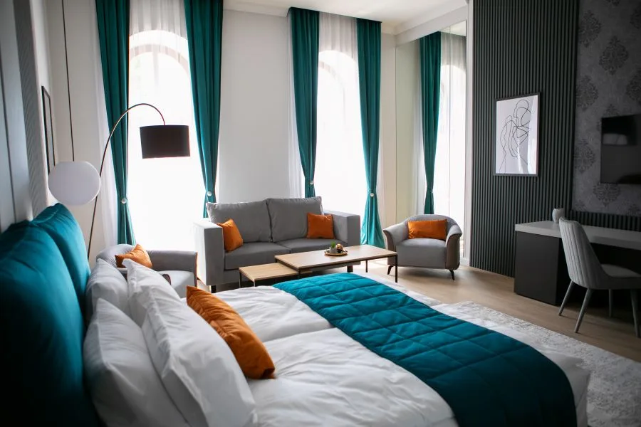 Suite Deluxe Blue — House Of Charles, Carei, Satu Mare