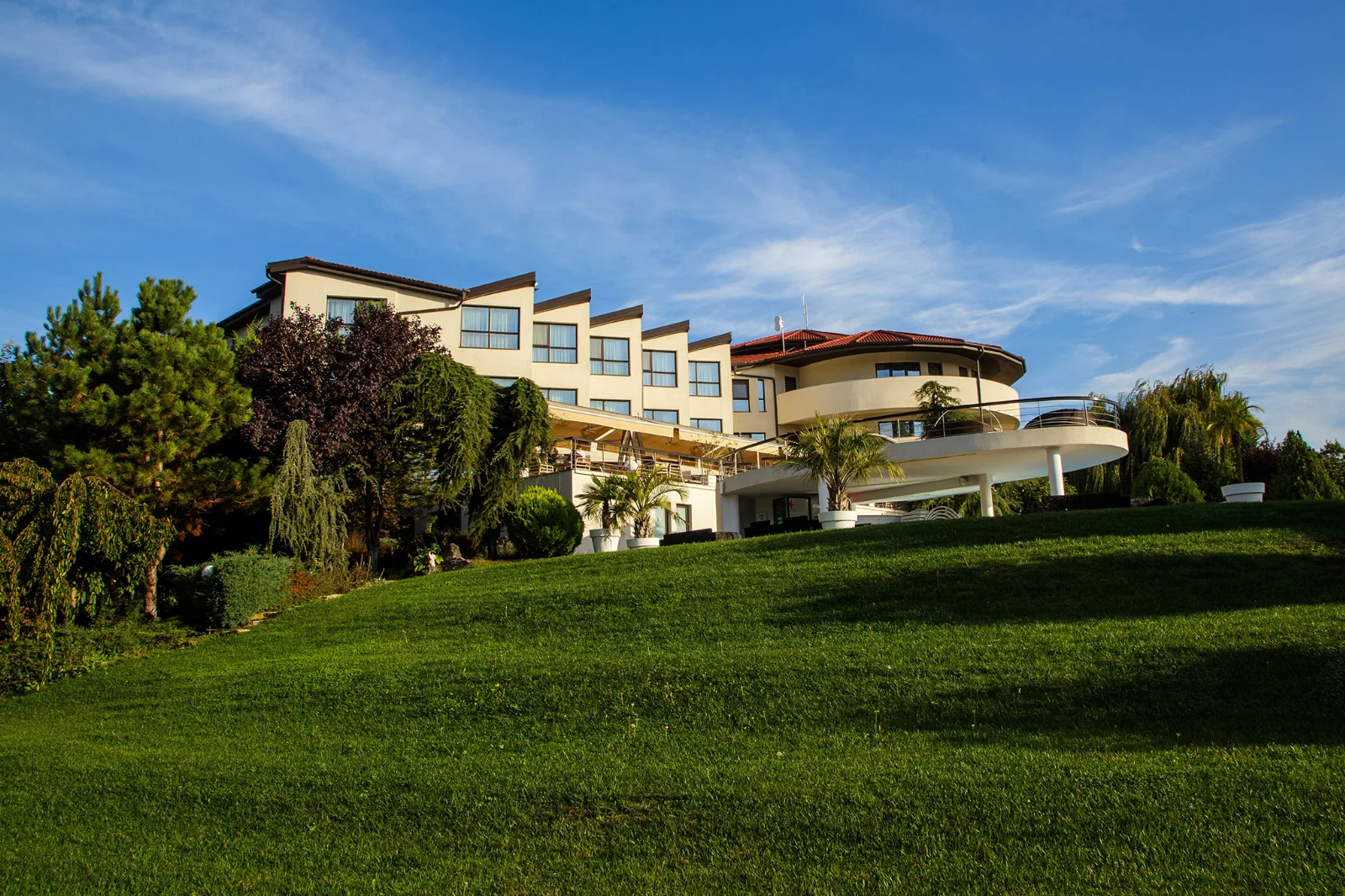 New Egreta Resort