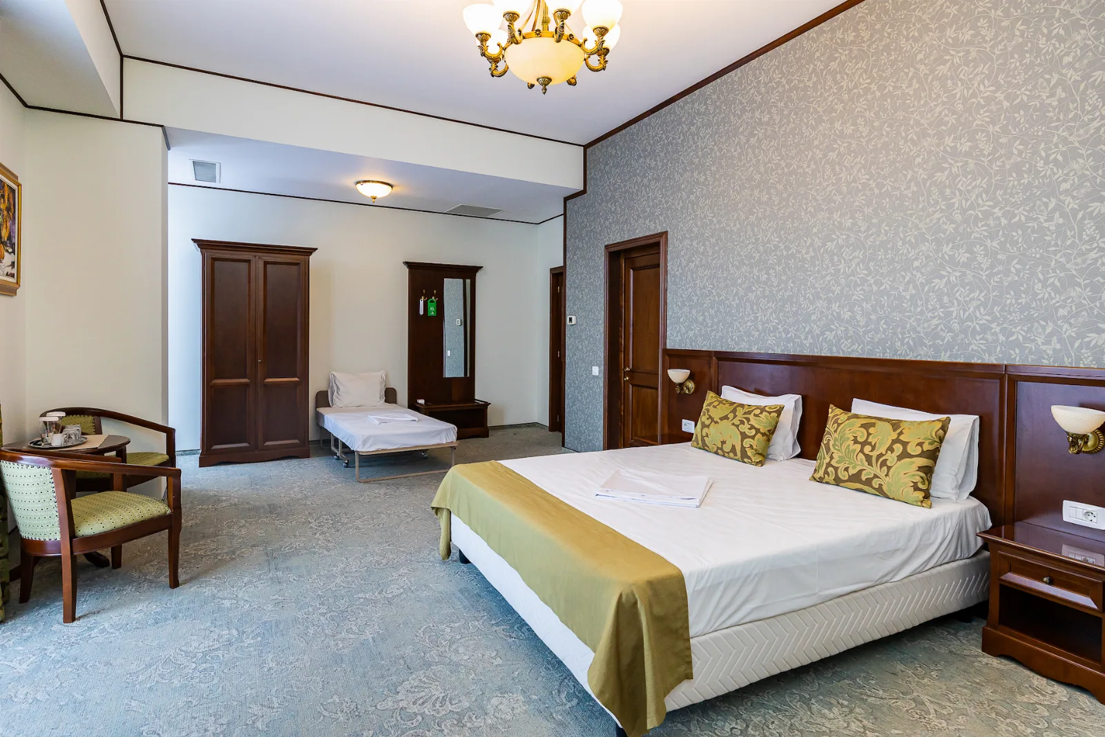 Diesel Hotel