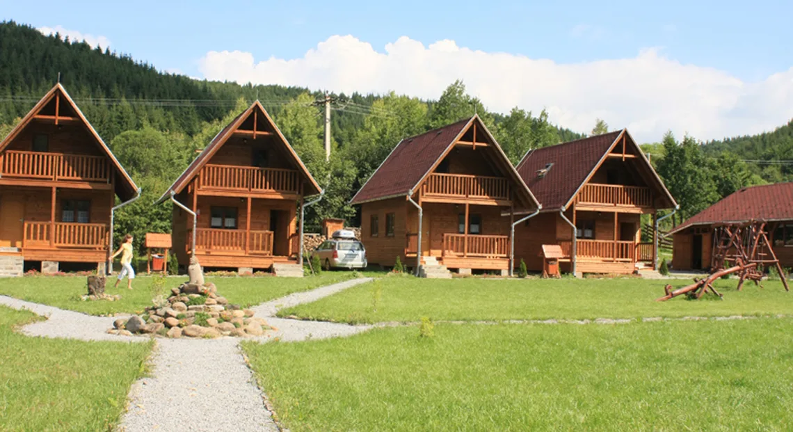 Irgó Kulcsosházak és Étterem / Căsuţe şi Restaurant Irgó