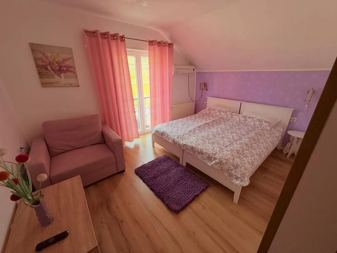 Camera 6 — Pensiunea Doina, Eșelnița, Mehedinți