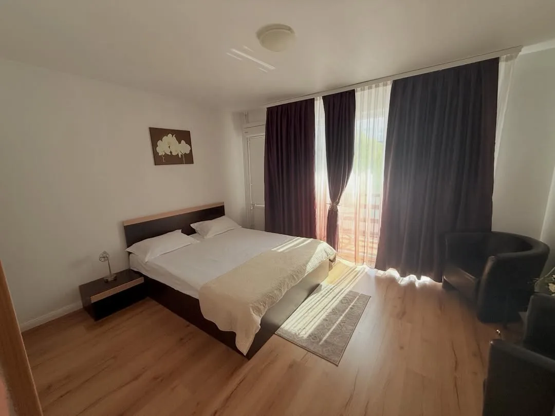 Camera 2 — Pensiunea Doina, Eșelnița, Mehedinți