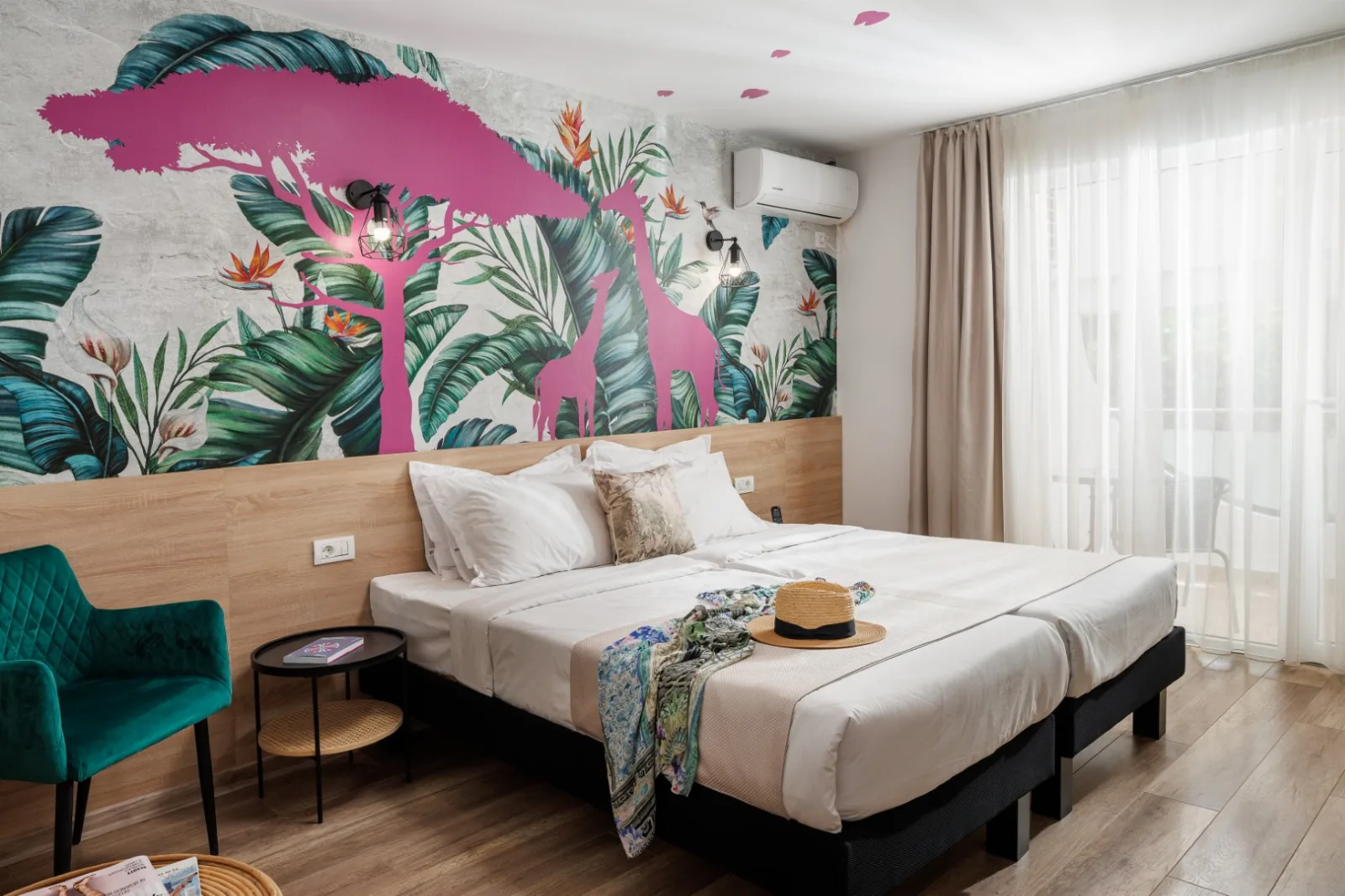 Apartament superior cu pat queen și canapea — Ibis Styles Venus, Venus, Constanța
