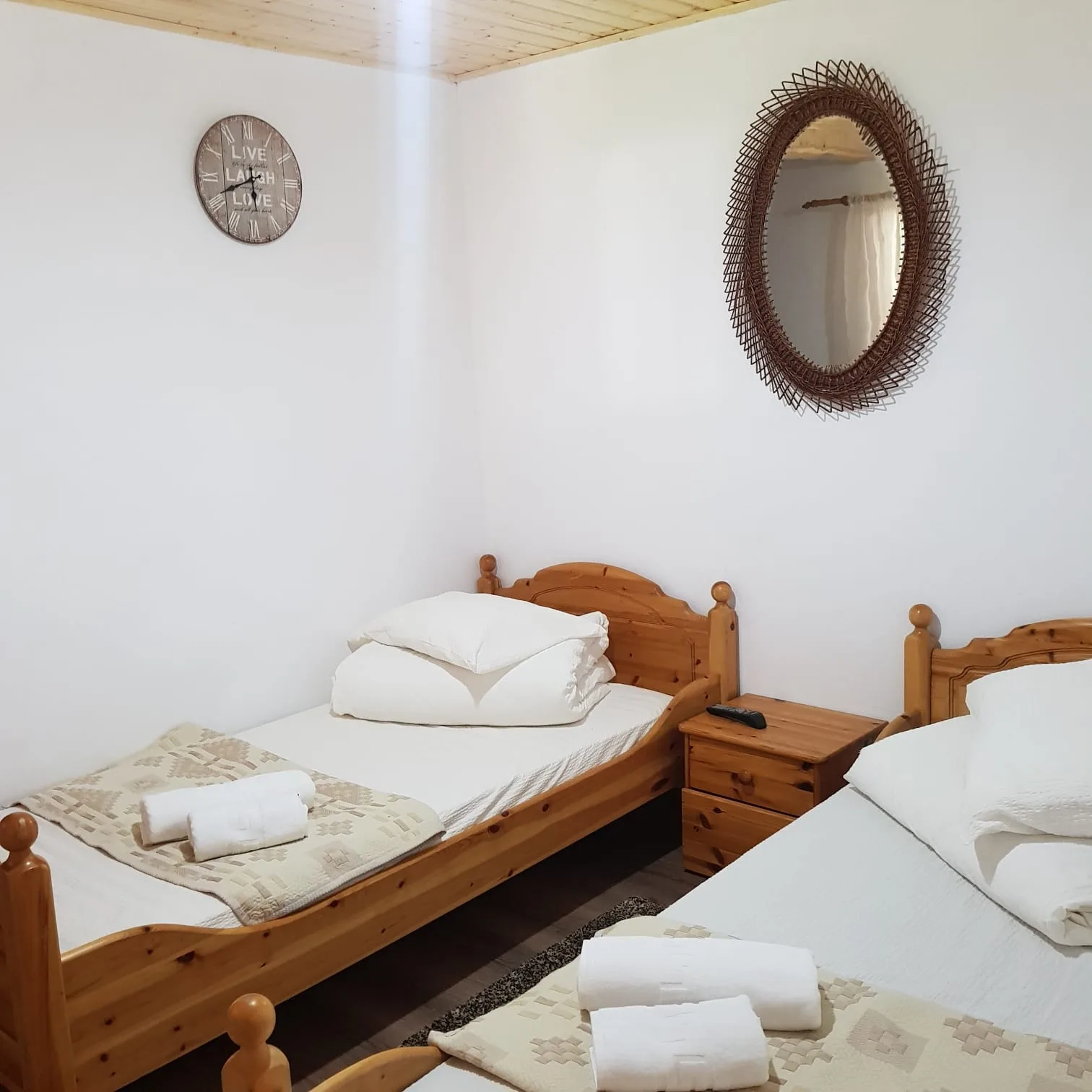 Cameră dublă sau singulară — La Carmen, Brăduleț, Argeș