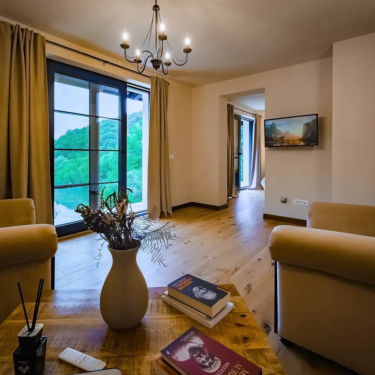 Apartament spațios, ideal pentru oaspeți VIP — Domeniul Căprioara, Căprioara, Arad