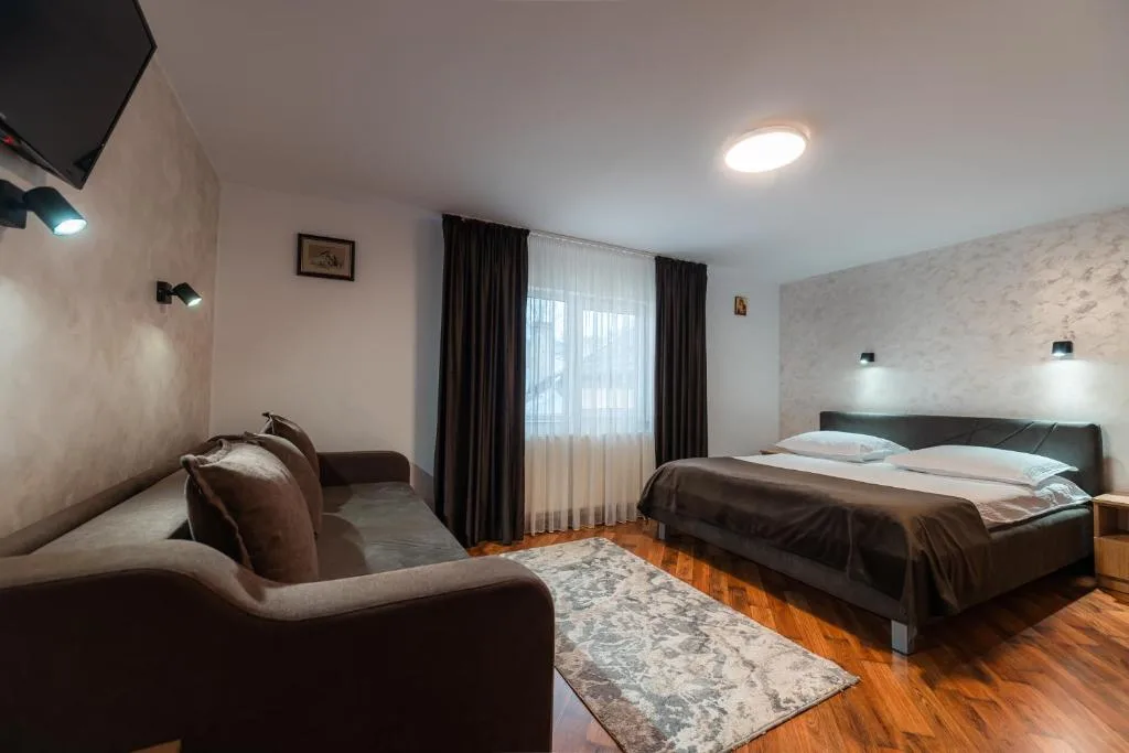 Apartament cu 2 camere și balcon — Casa Alexandra, Vatra Dornei, Suceava