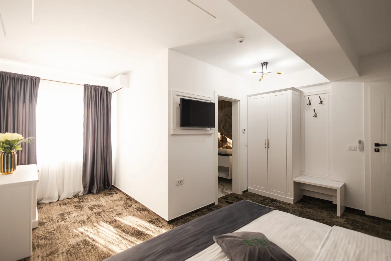 Fotografie 4 — Erene, Câmpulung Moldovenesc, Suceava