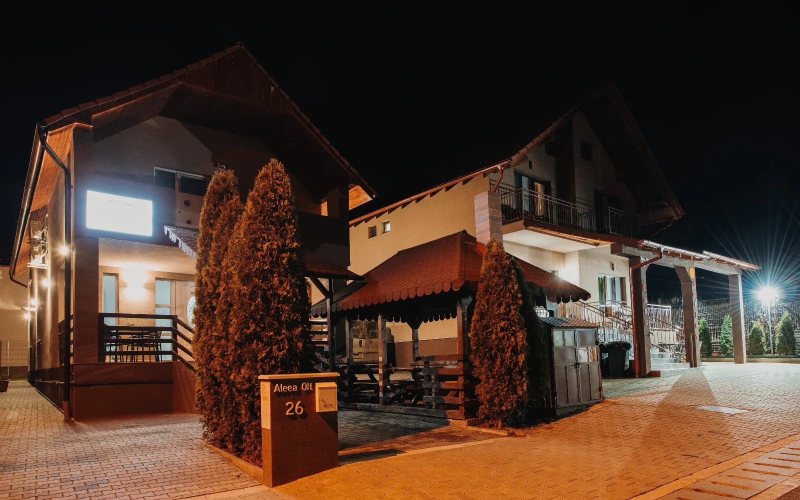 Cameră matrimonială cu baie privată — Casa Smiley, Turda, Cluj