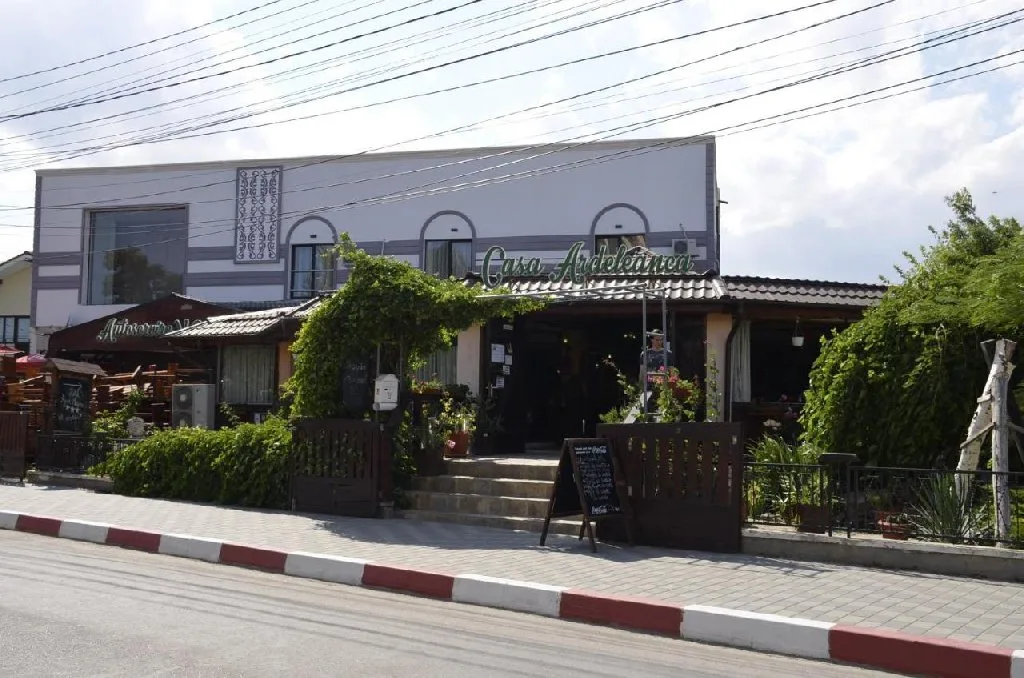 AquaMarine Boutique CMPCostinesti — Arena Dotro, Costinești, Constanța