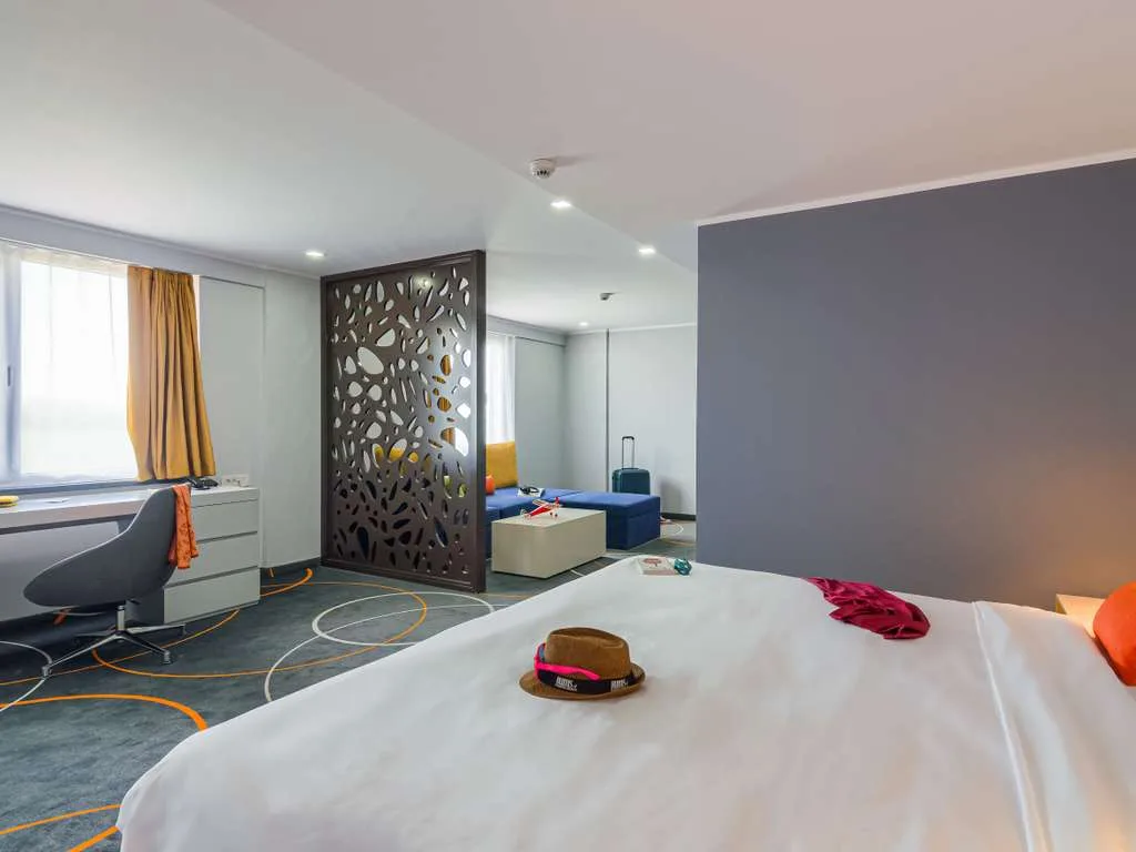 Premium room with 1 kingsize bed and sofa bed — Ramada Bucharest Airport, Otopeni, Ilfov