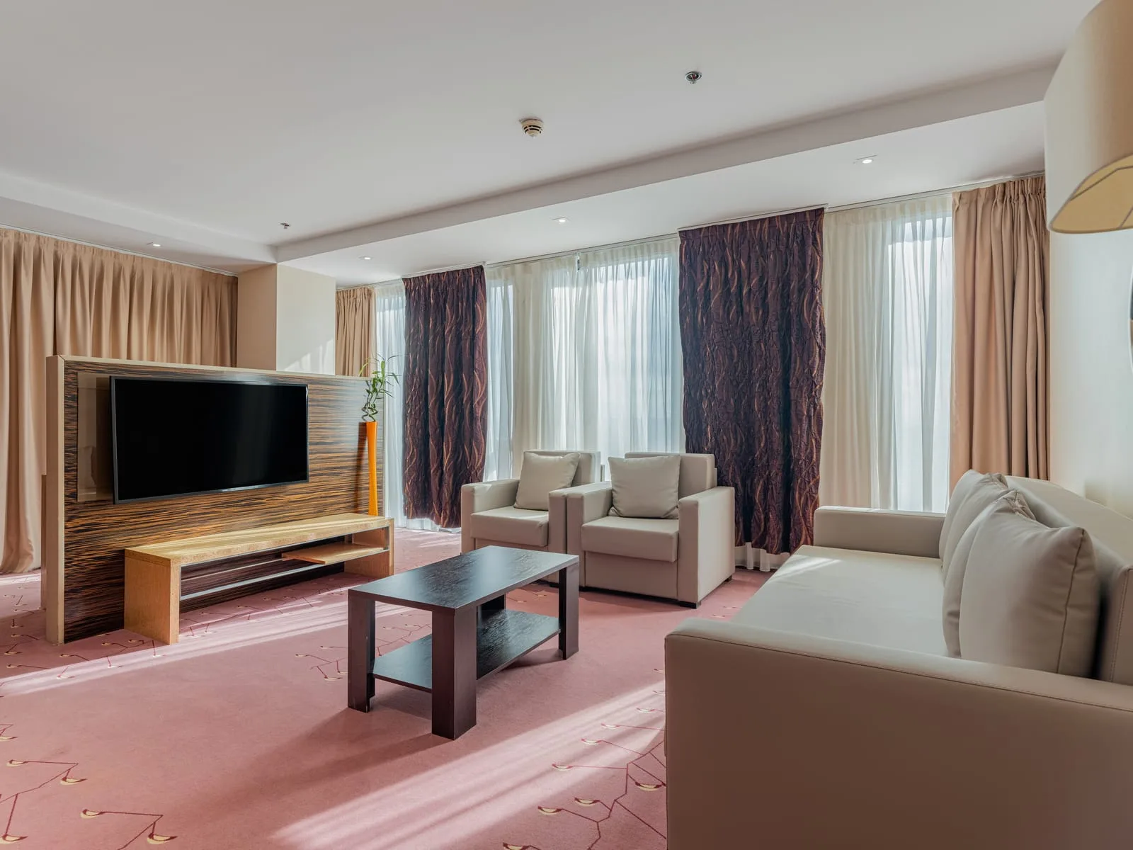 Apartament — Ramada Sibiu, Sibiu, Sibiu