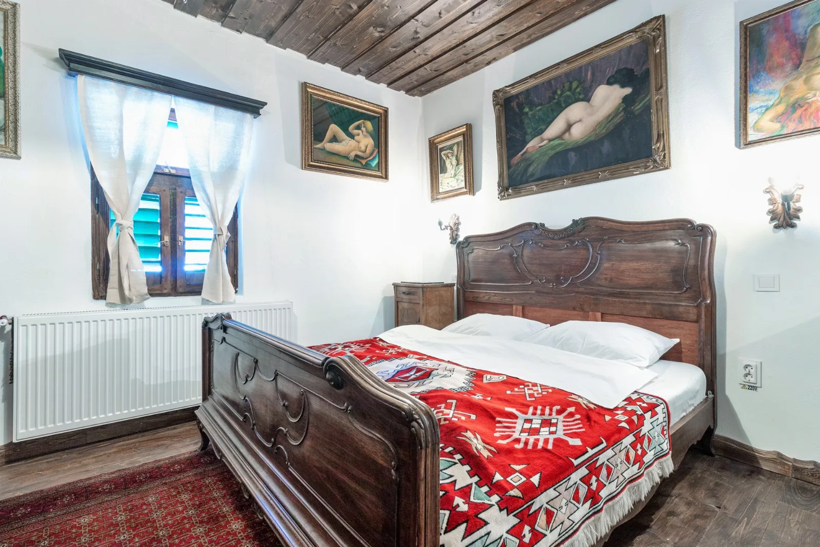 Camera Dubla cu Nuduri — Gospodăria Lui Nea Ion, Dălghiu, Brașov